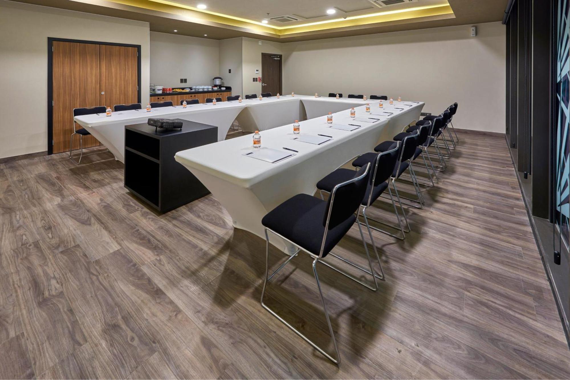 City Express Plus By Marriott Mérida Exterior photo
