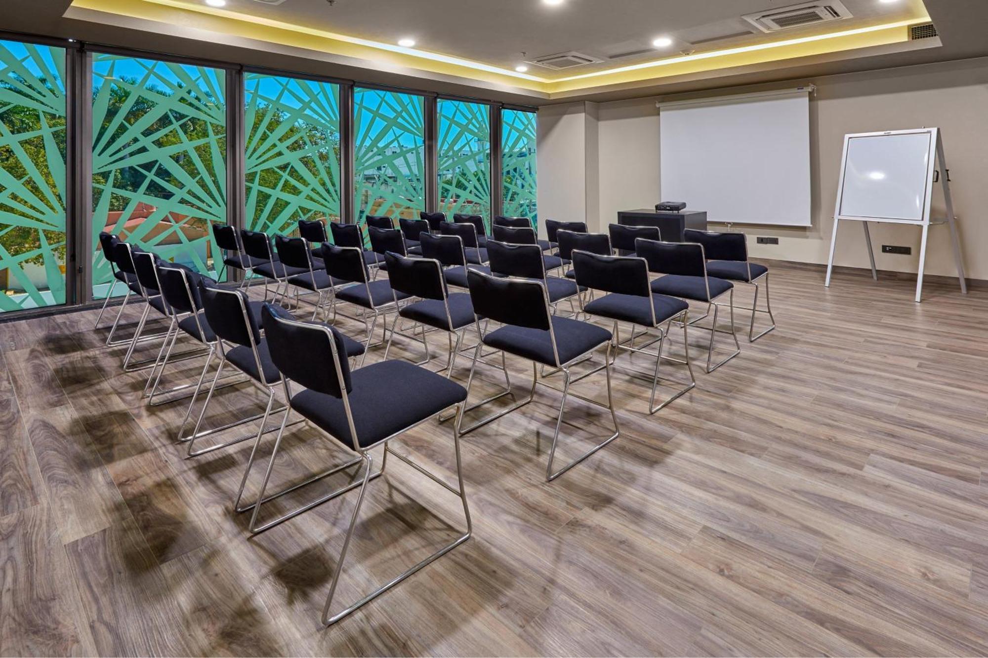 City Express Plus By Marriott Mérida Exterior photo